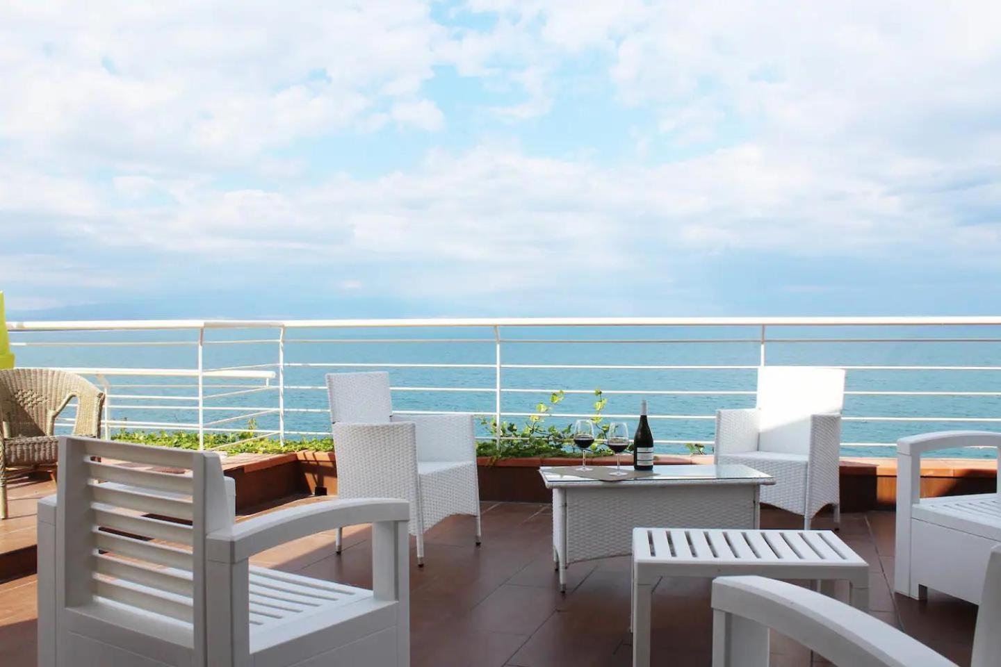 Terrazza Sul Mare Villa อันโญเน บันญี ภายนอก รูปภาพ