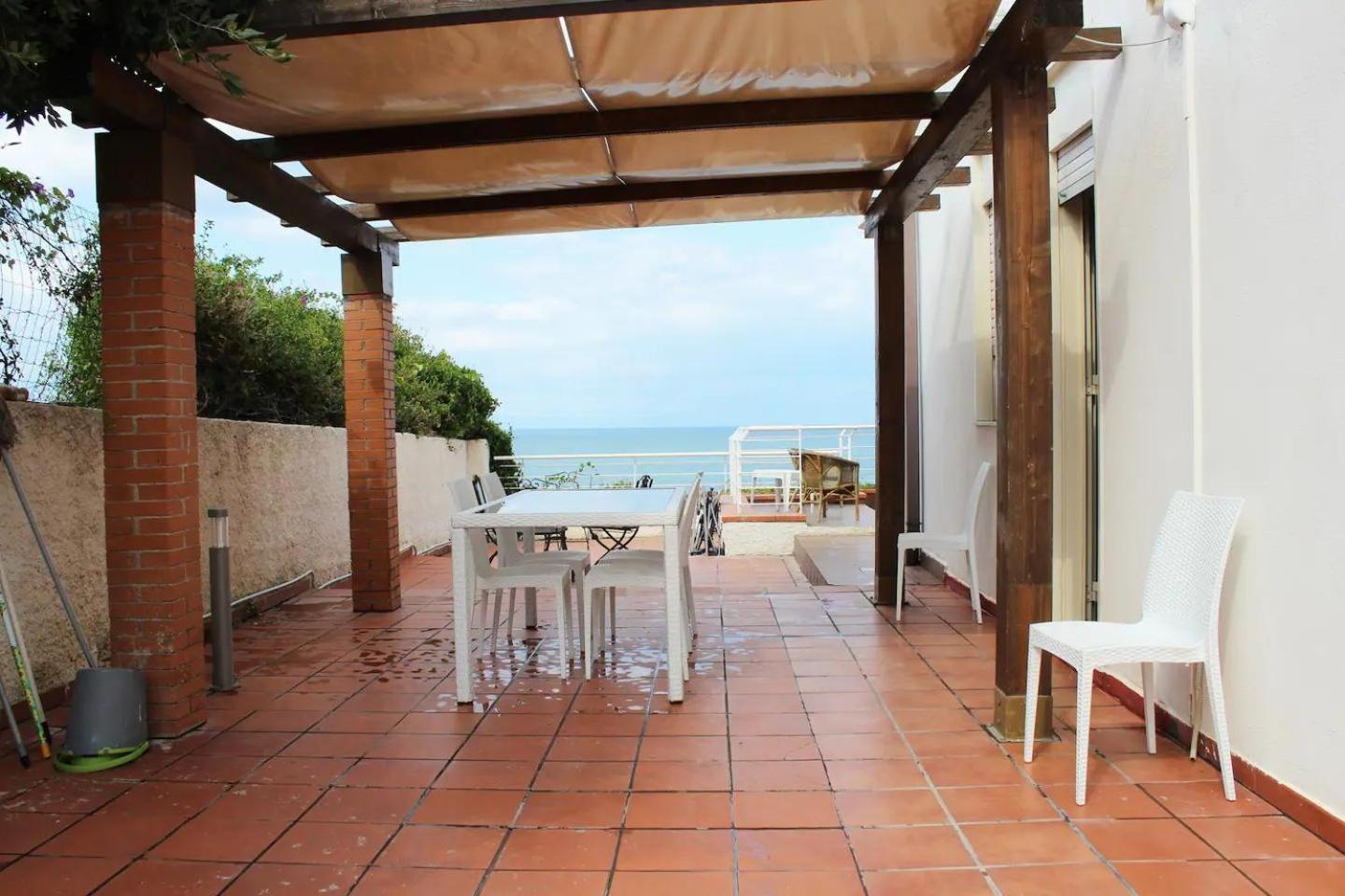 Terrazza Sul Mare Villa อันโญเน บันญี ภายนอก รูปภาพ